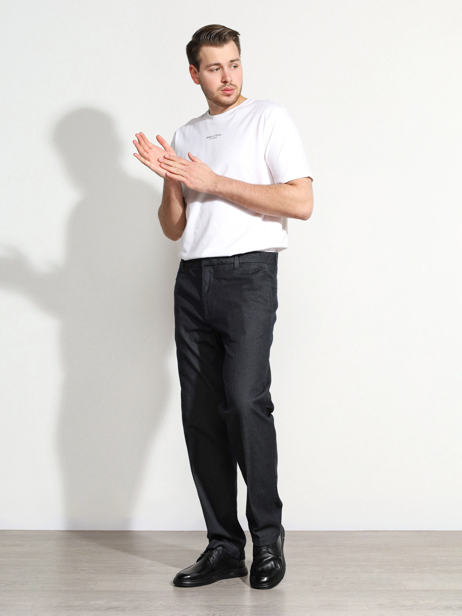 Футболка белого цвета из хлопка